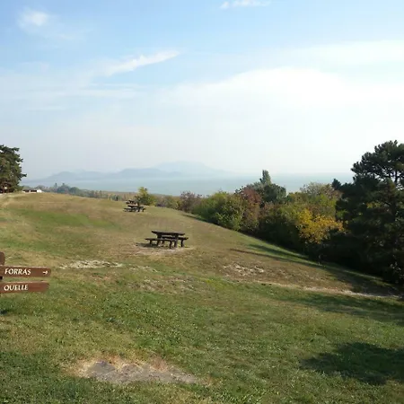 דירה 1 Balatongyörök